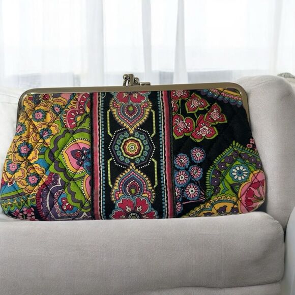 Vera Bradley Symphony in Hue Kiss Lock‎ Wallet Clutch - Picture 1 of 12